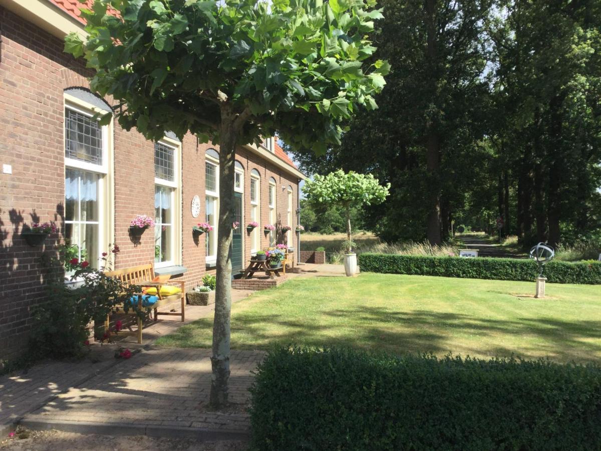 Huize Goltstein Bed and Breakfast Dalfsen Exteriör bild
